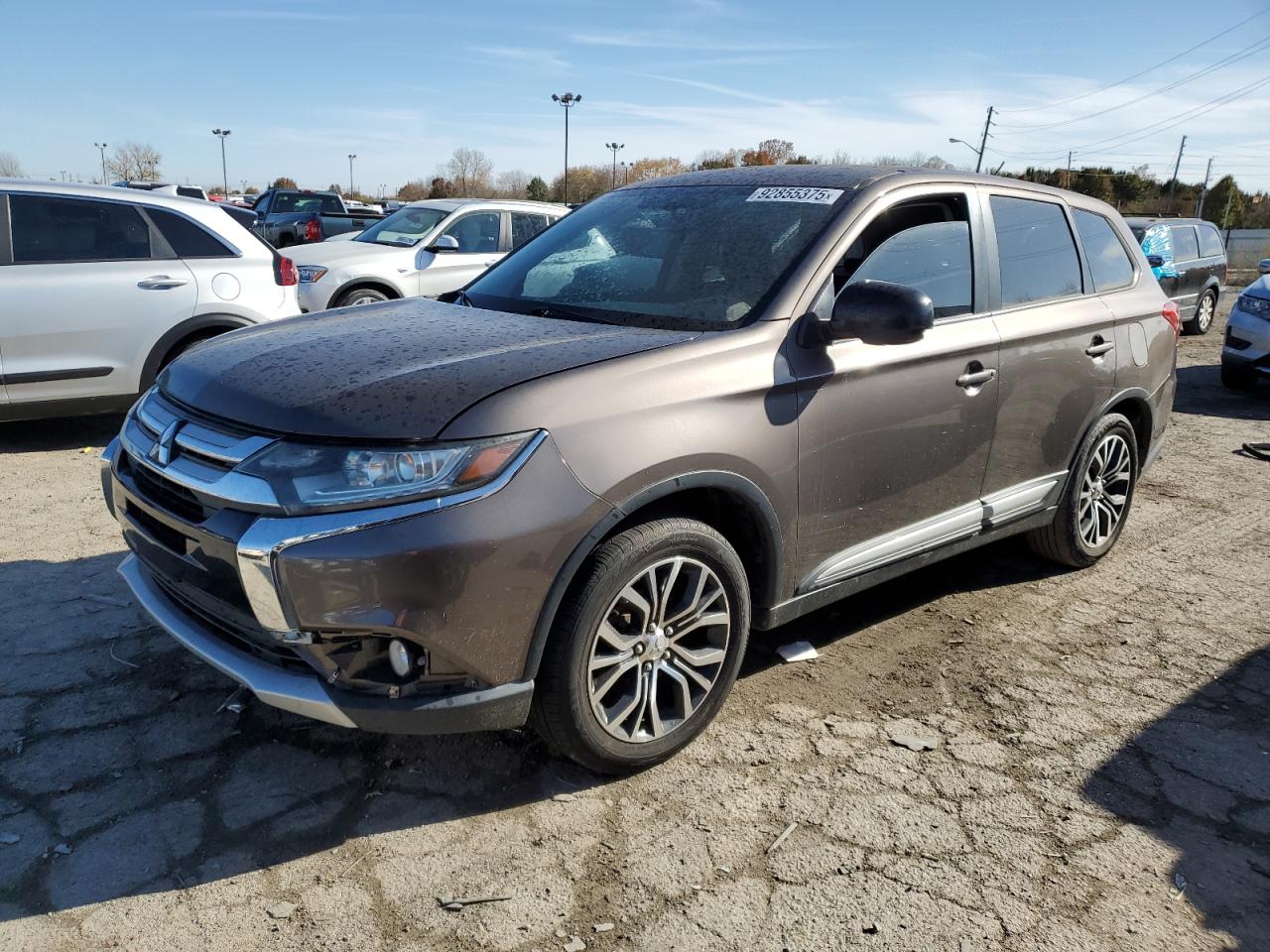 MITSUBISHI OUTLANDER 2016