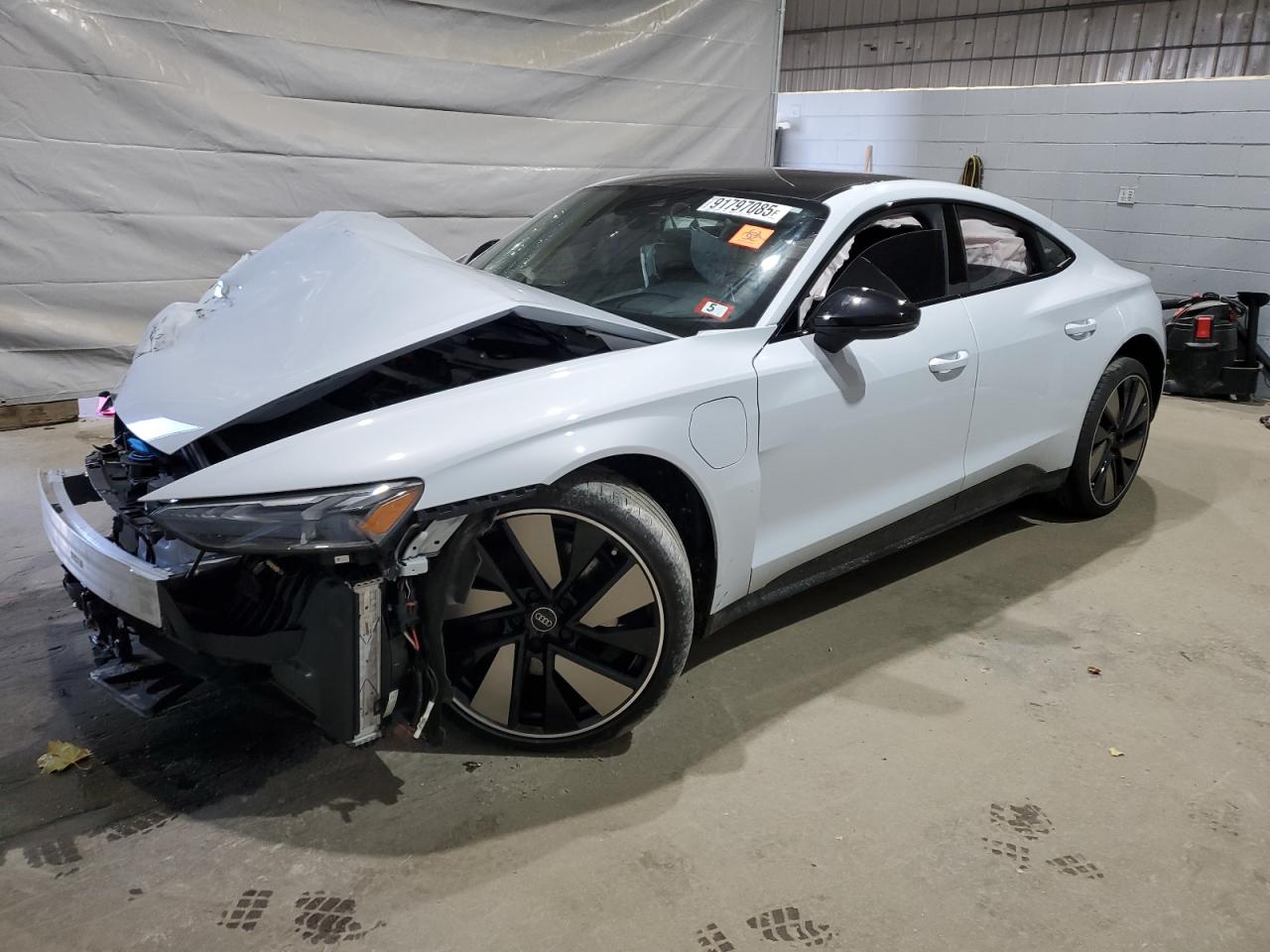 AUDI E-TRON GT 2024