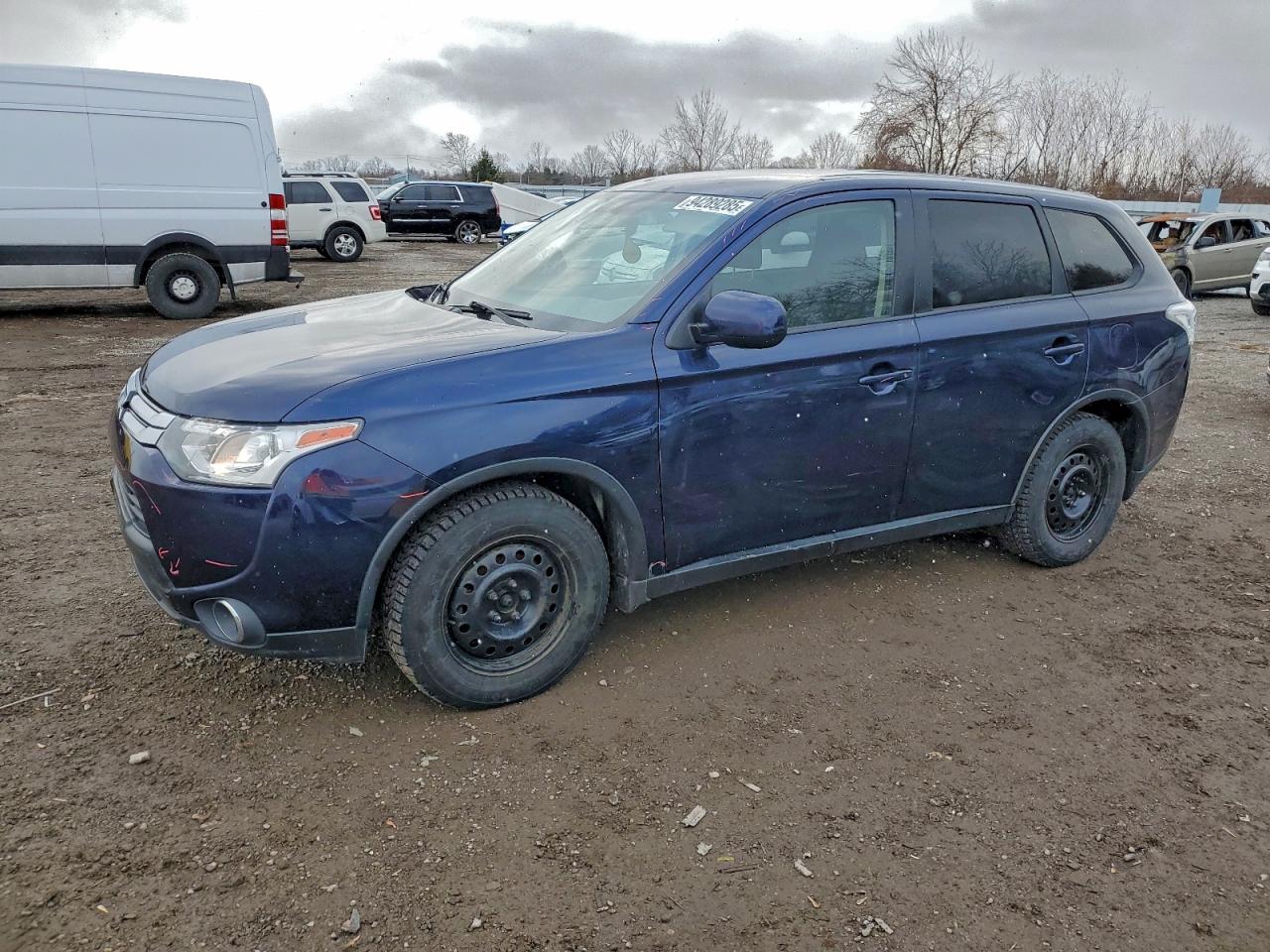 MITSUBISHI OUTLANDER 2015
