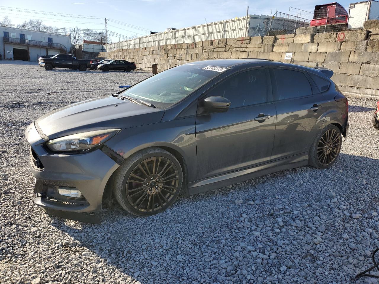 FORD FOCUS ST 2015