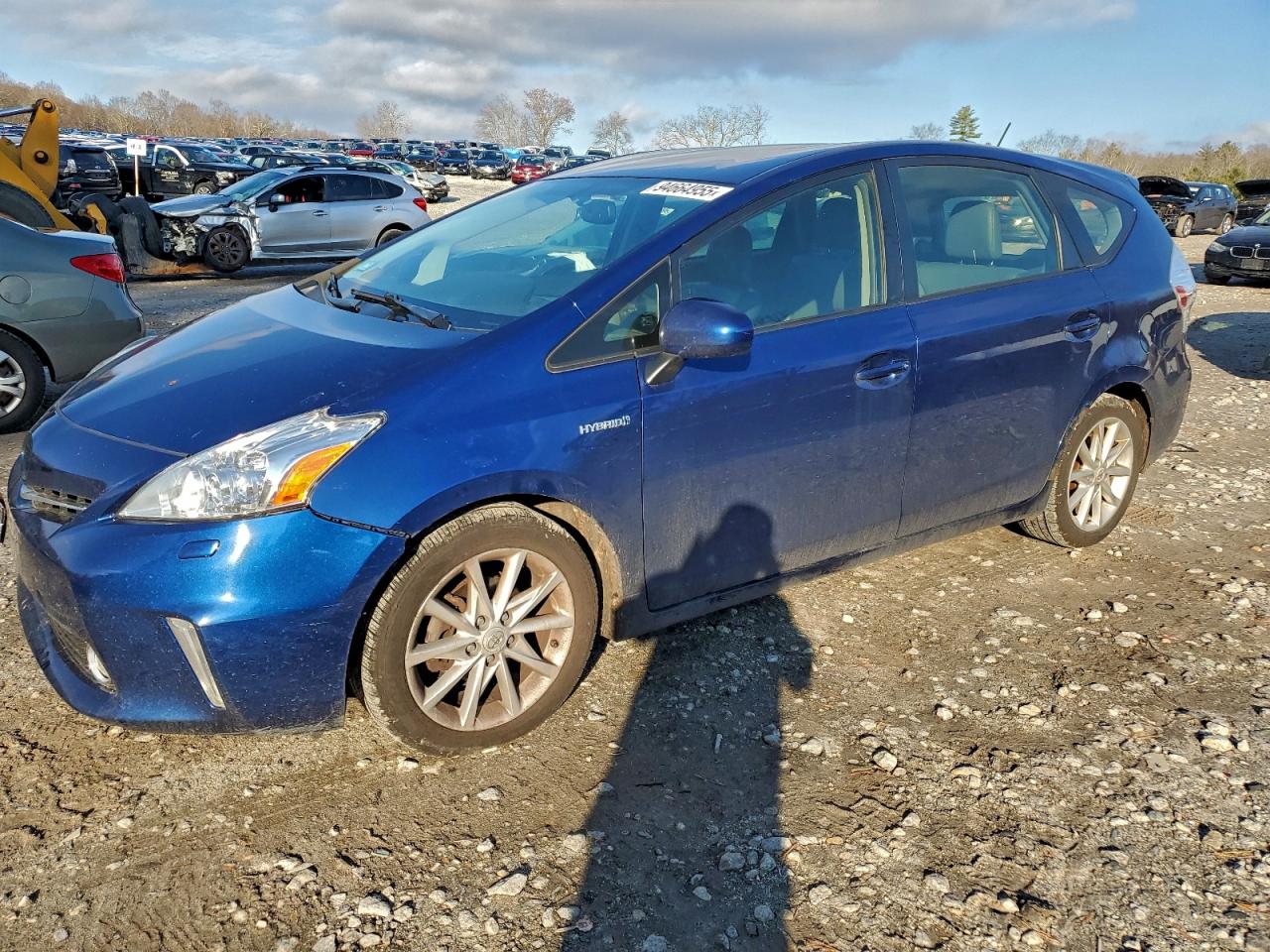 TOYOTA PRIUS V 2012