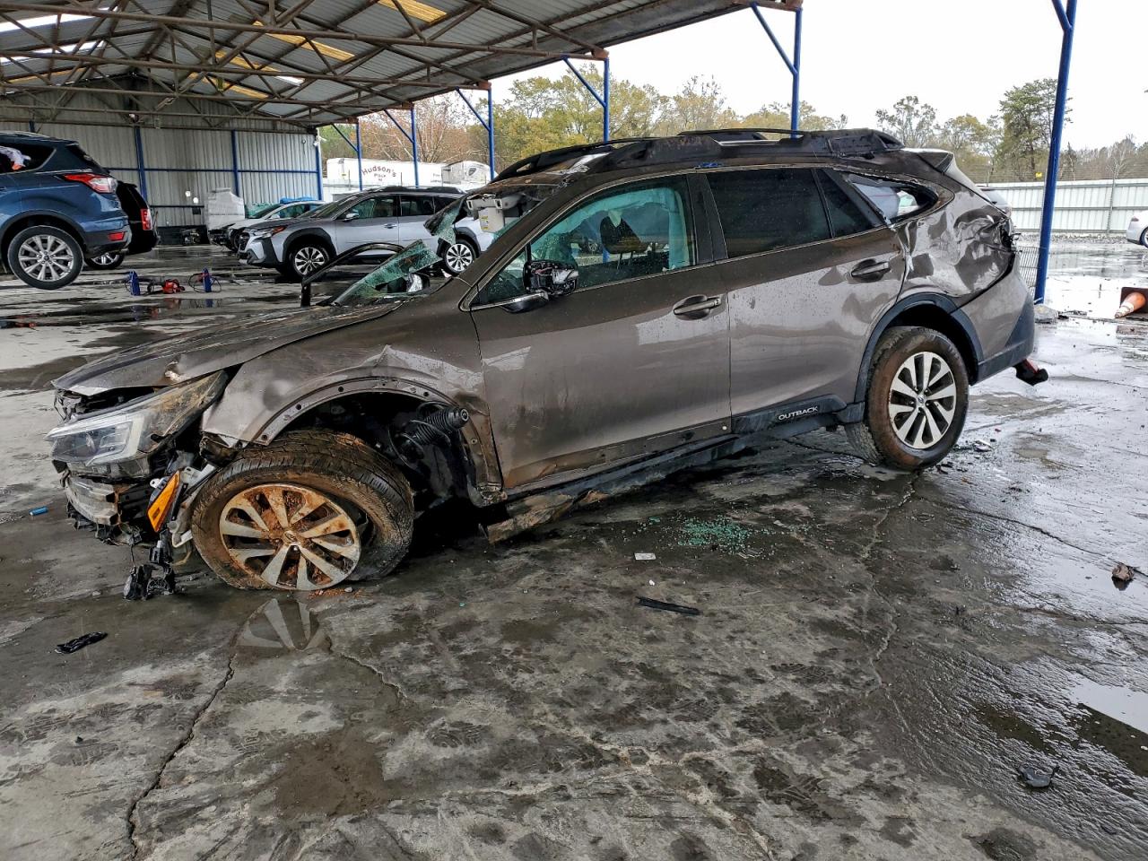 SUBARU OUTBACK 2022