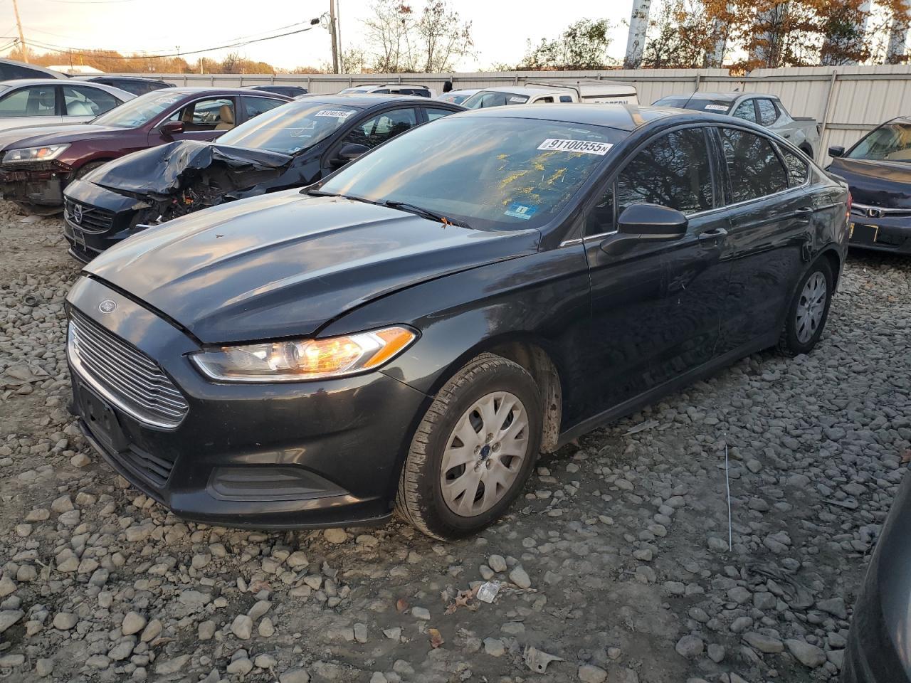 FORD FUSION S 2014