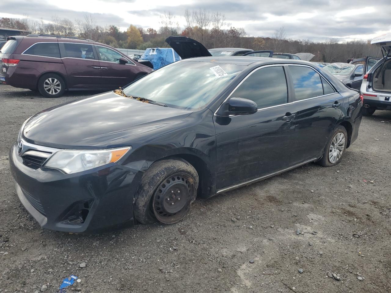 TOYOTA CAMRY 2014