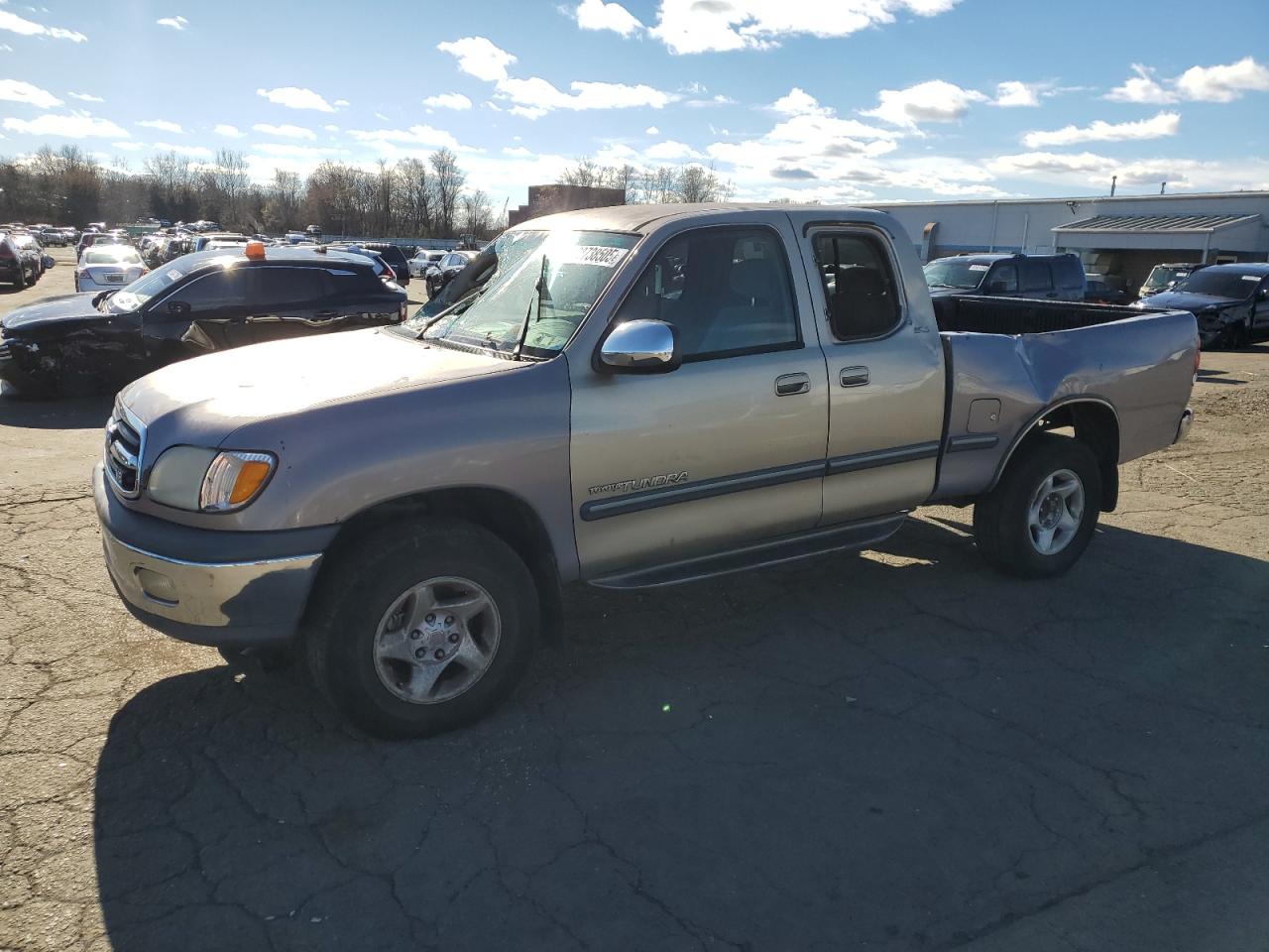 TOYOTA TUNDRA ACC 2002