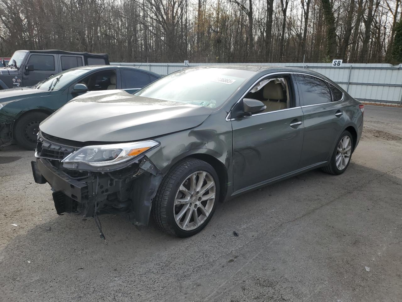 TOYOTA AVALON 2013