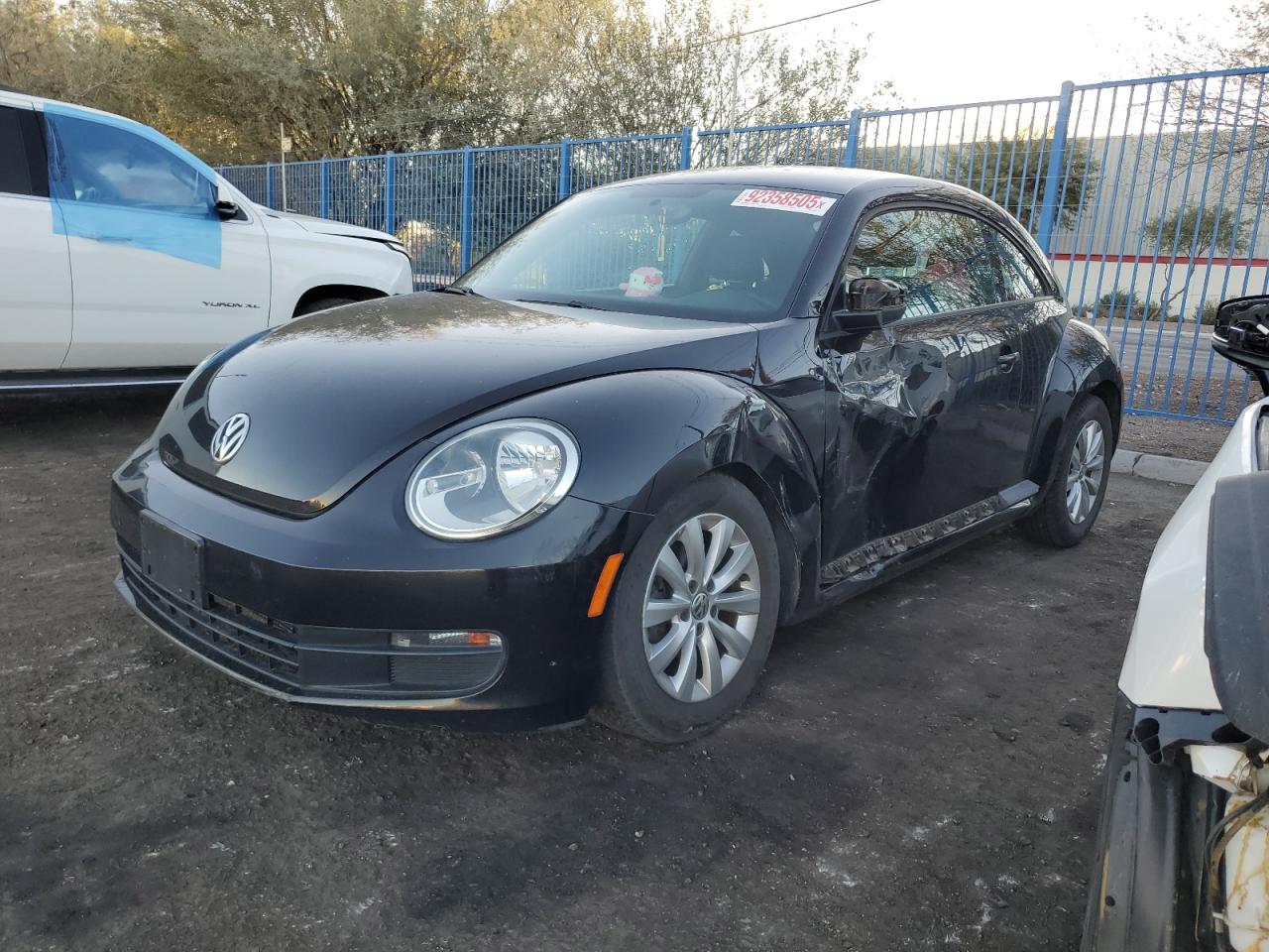 VOLKSWAGEN BEETLE 2014