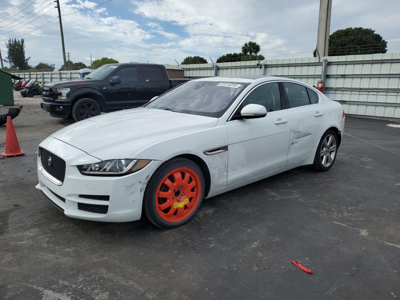 JAGUAR XE PRESTIG 2017
