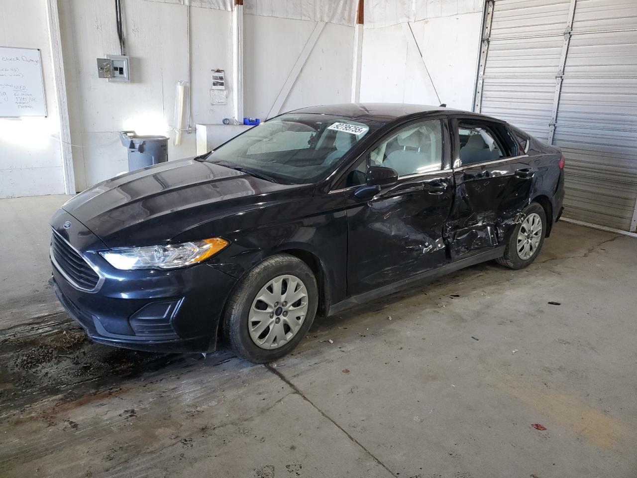 FORD FUSION S 2020