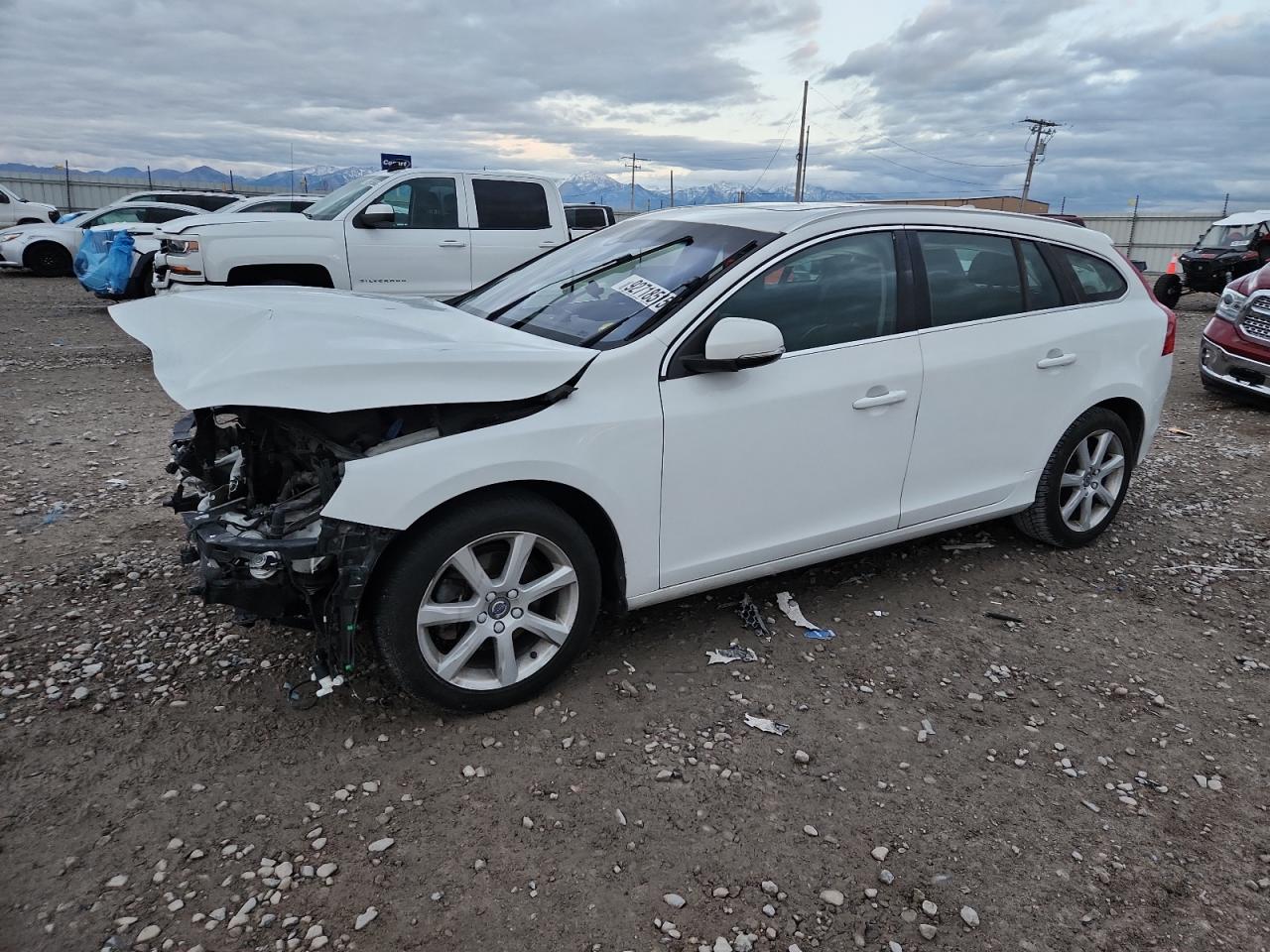VOLVO V60 T5 PRE 2017