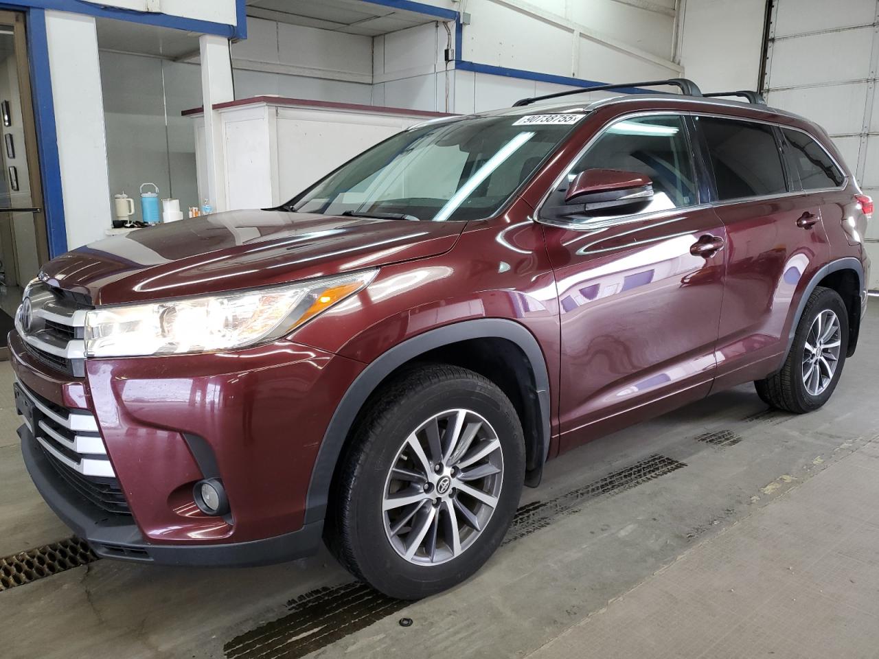 TOYOTA HIGHLANDER 2017