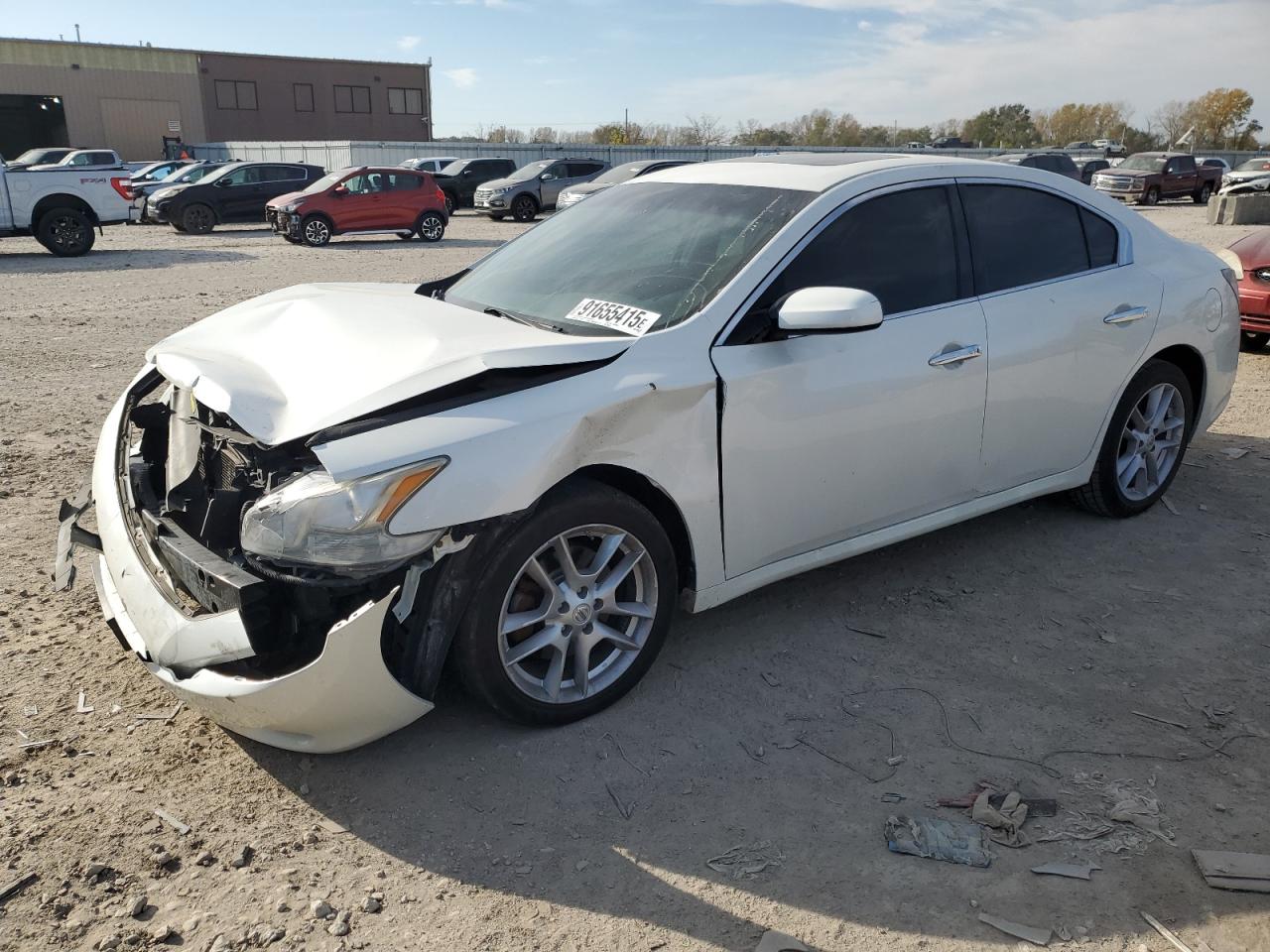 NISSAN MAXIMA 2014
