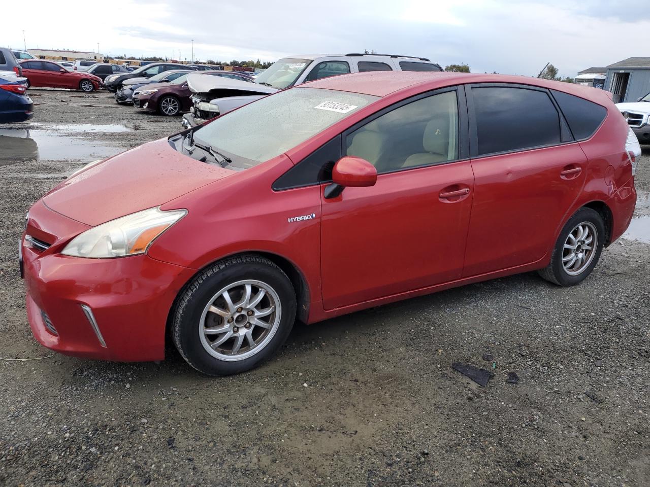 TOYOTA PRIUS V 2014