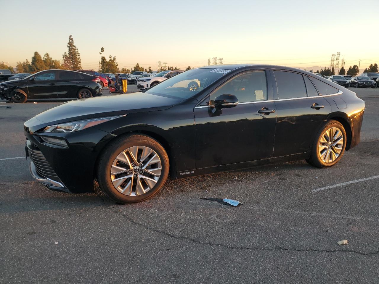 TOYOTA MIRAI LE 2022