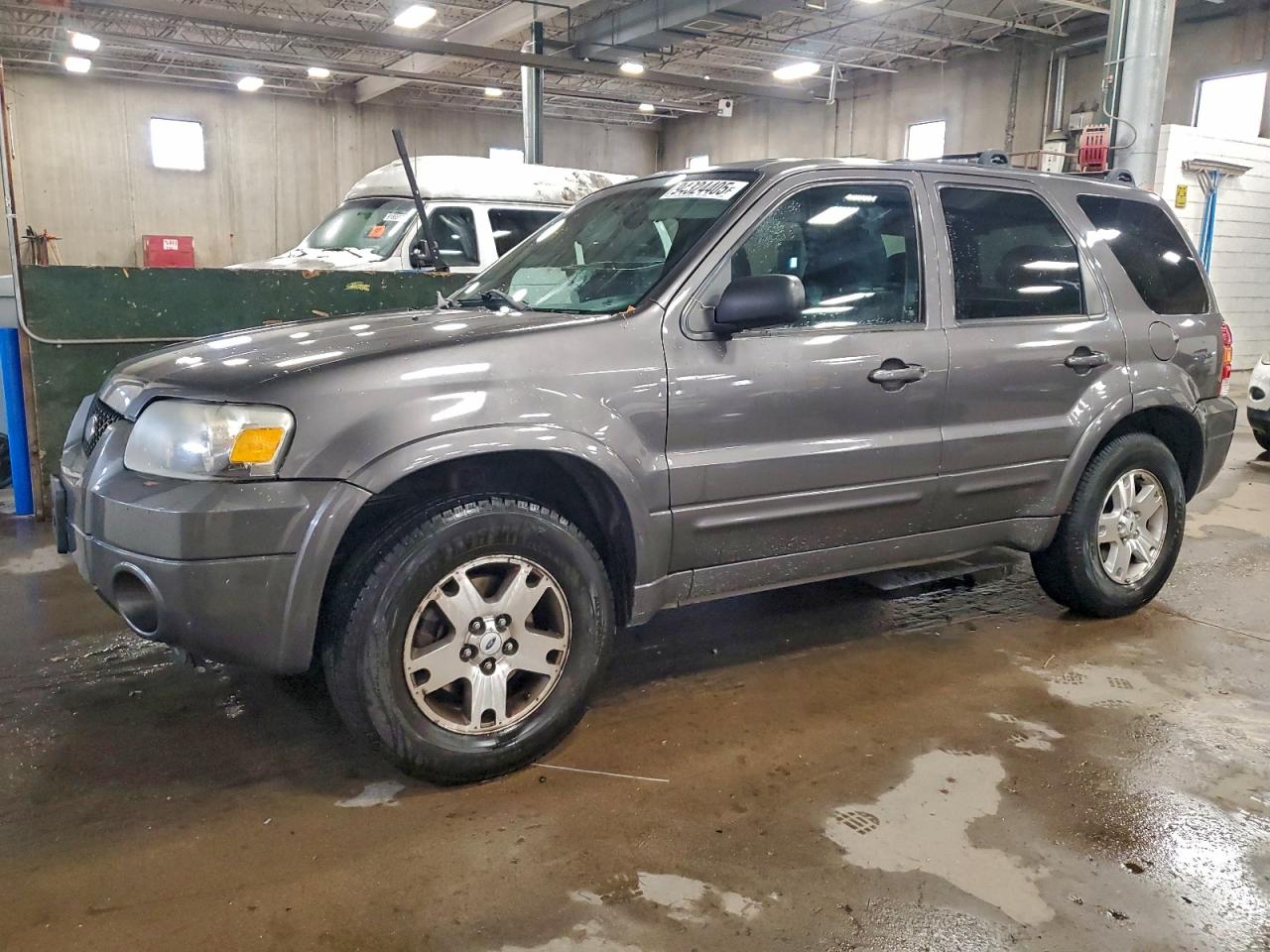 FORD ESCAPE 2005