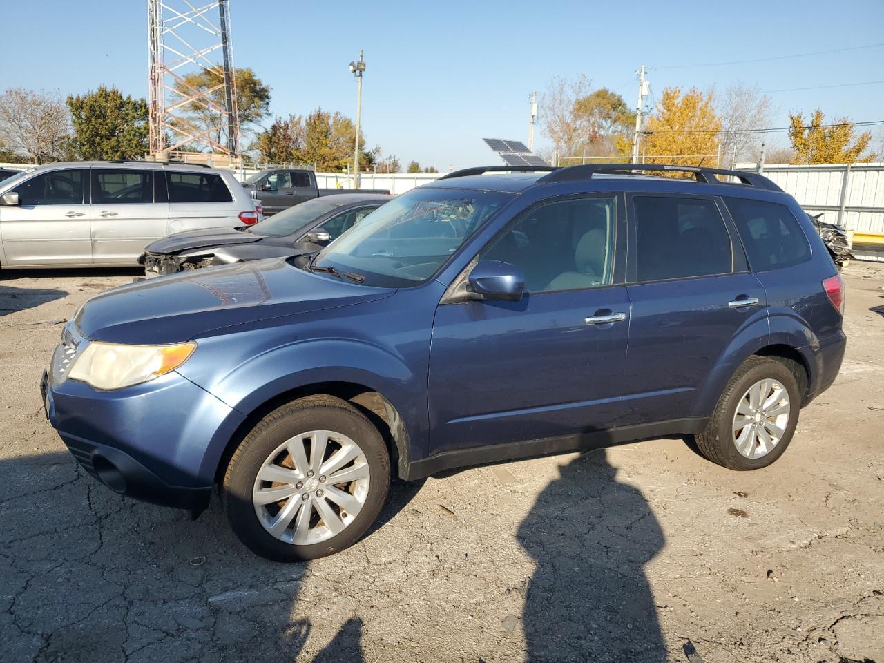 SUBARU FORESTER 2 2011