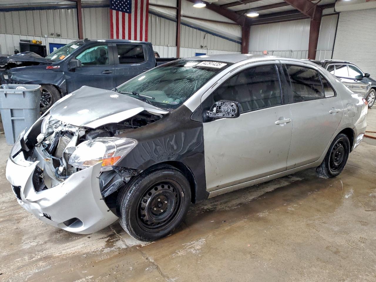 TOYOTA YARIS 2010