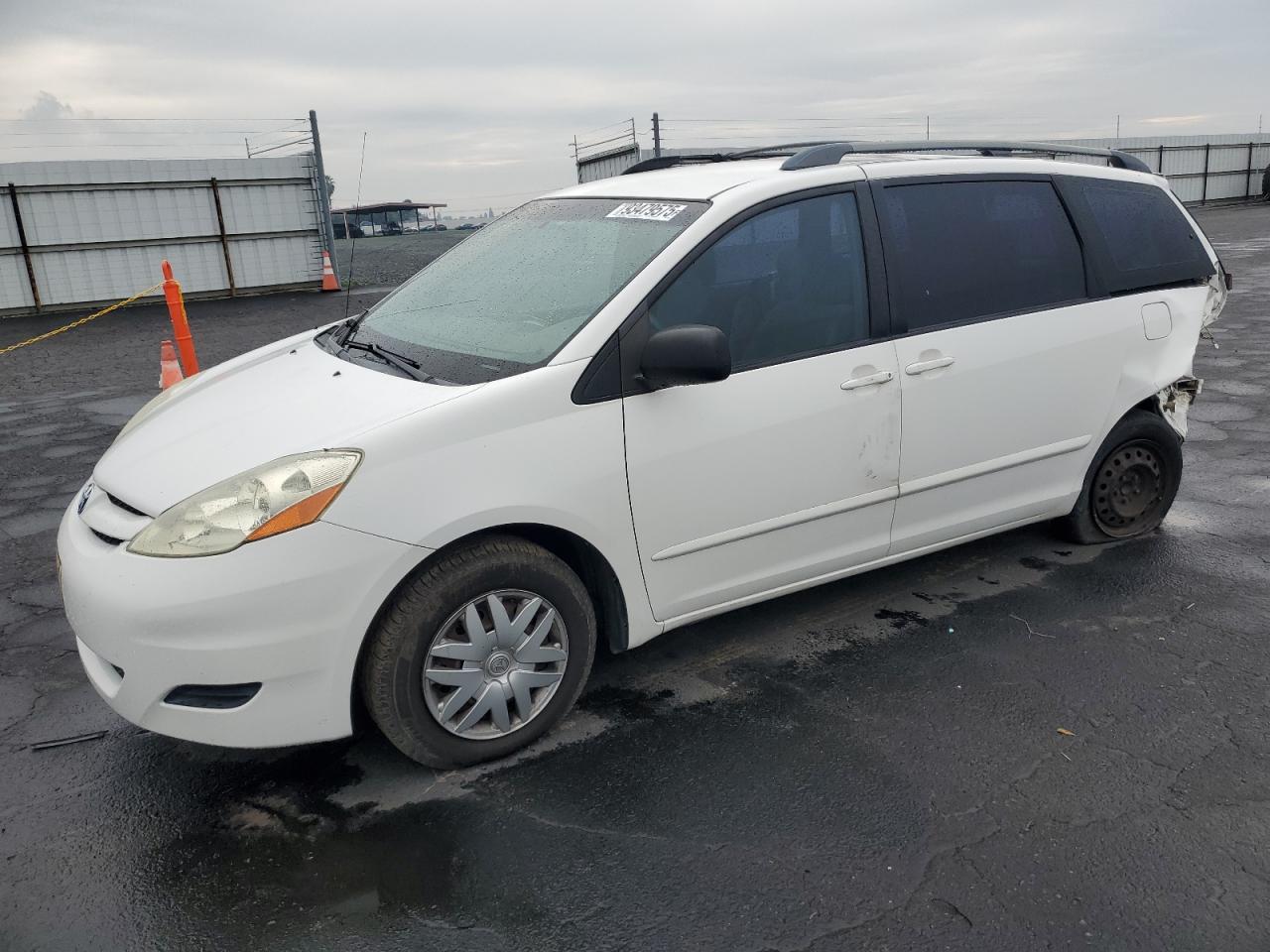 TOYOTA SIENNA CE 2006
