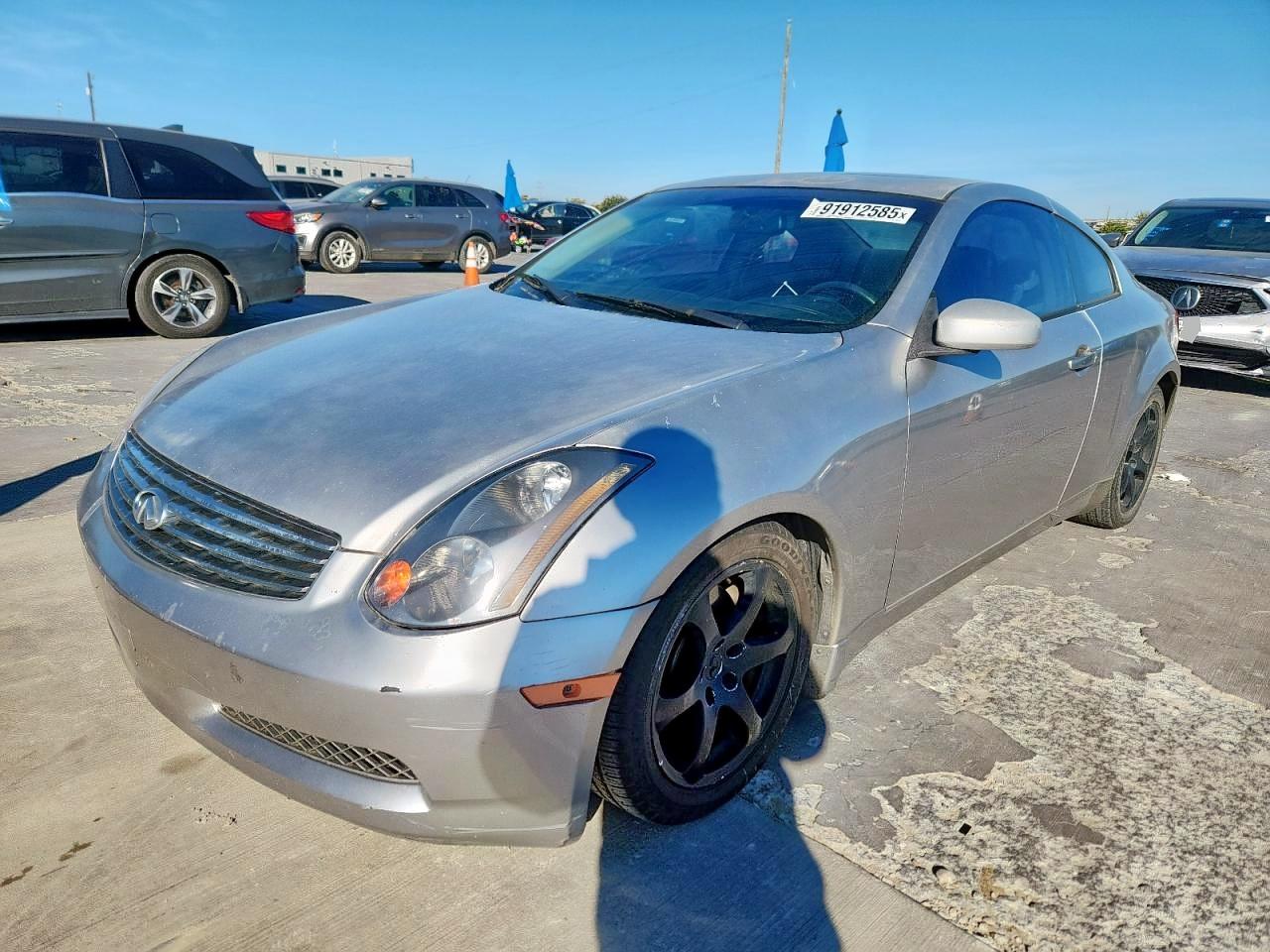 INFINITI G35 2005