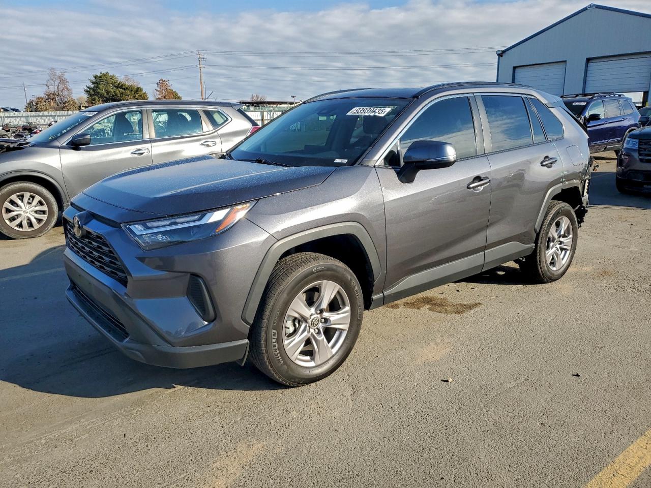 TOYOTA RAV4 XLE 2022