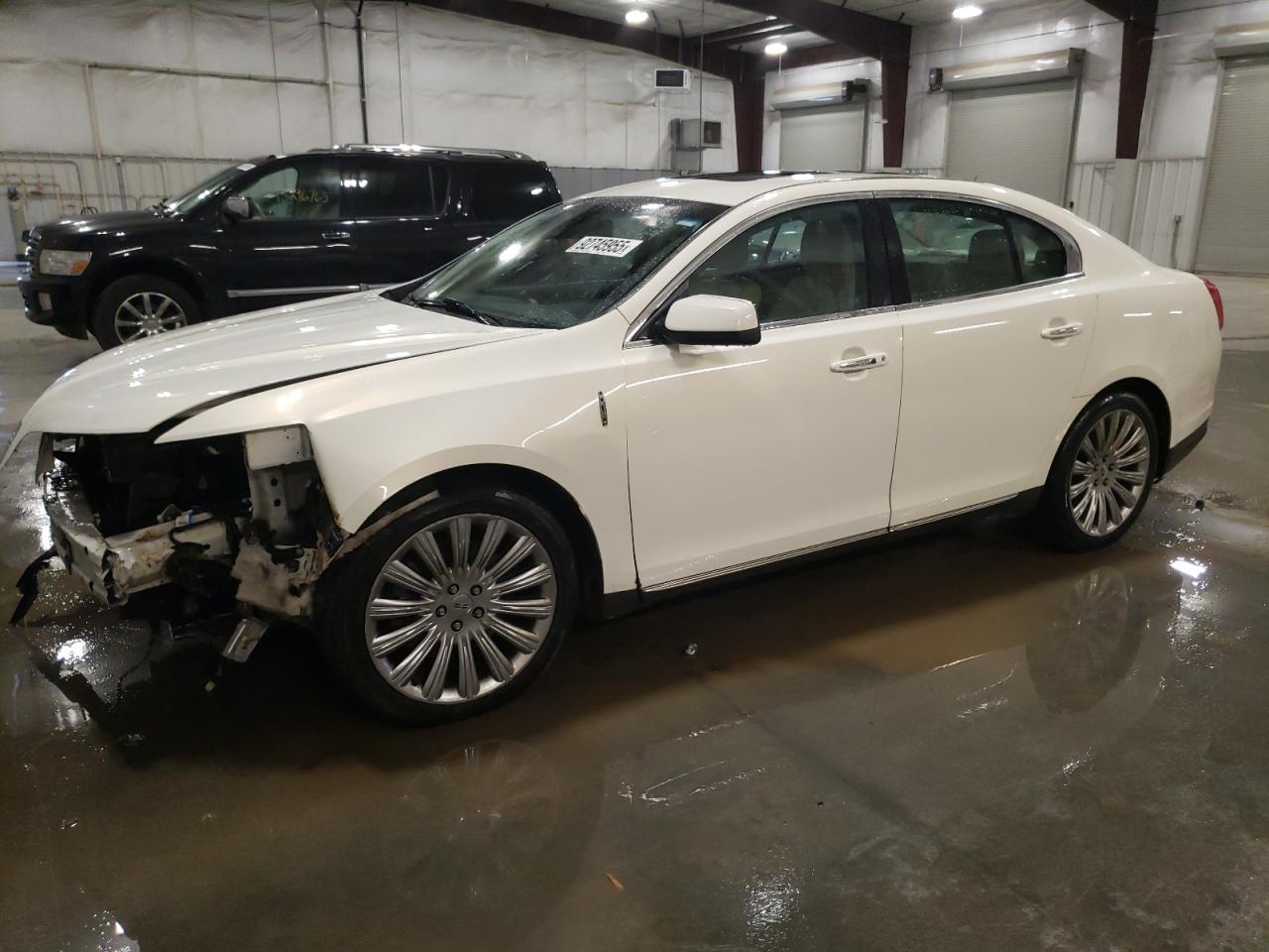 LINCOLN MKS 2013