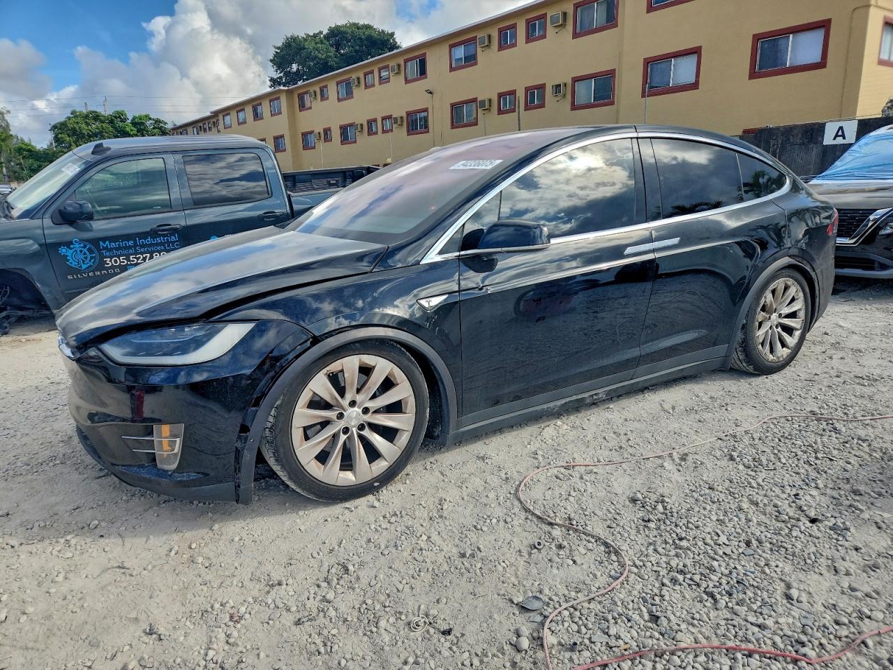 TESLA MODEL X 2016