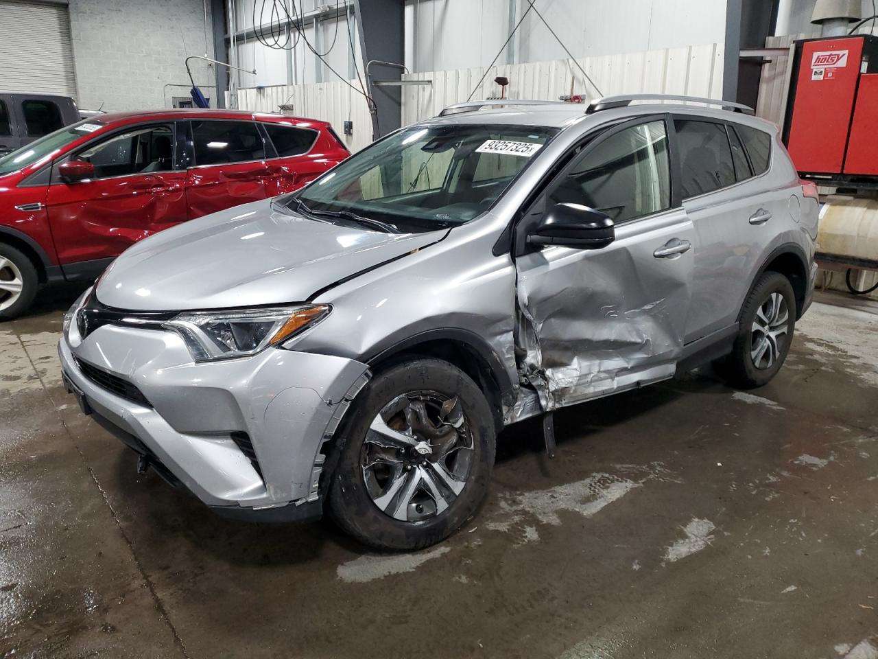 TOYOTA RAV4 LE 2018