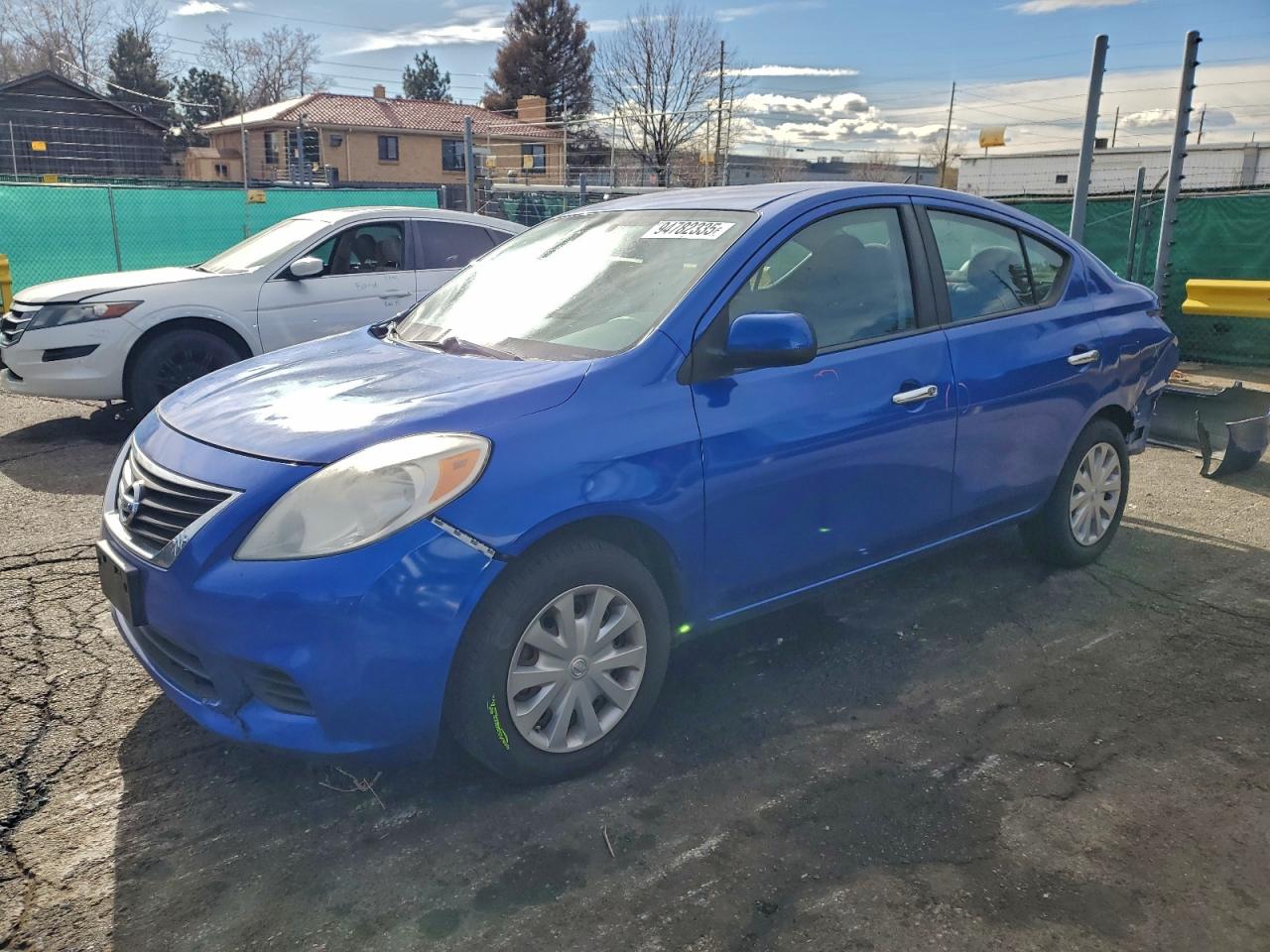 NISSAN VERSA S 2012