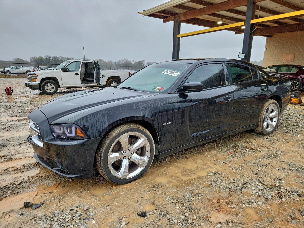 DODGE CHARGER R/ 2011