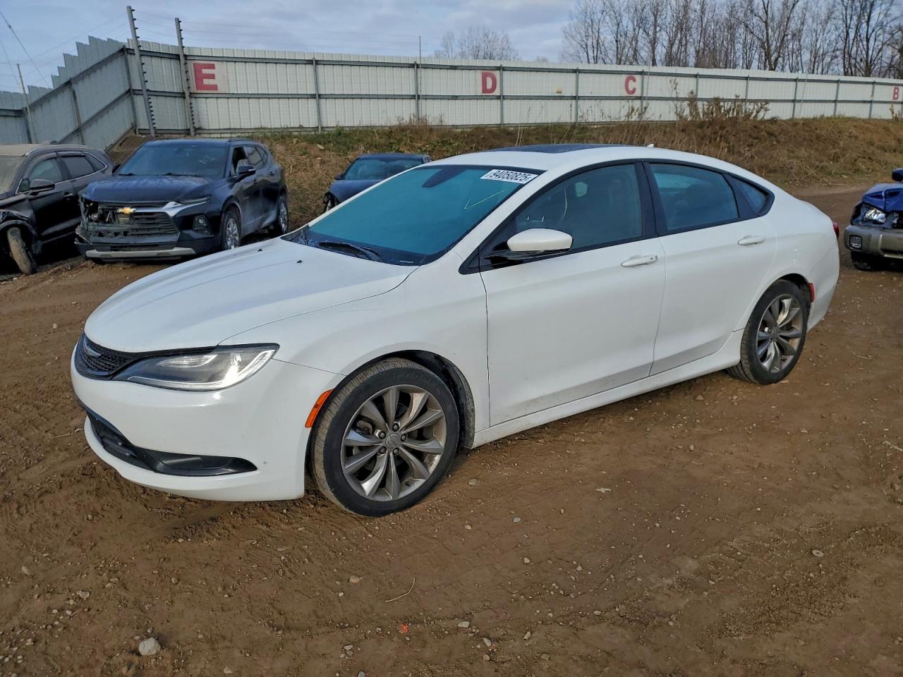 CHRYSLER 200 S 2015