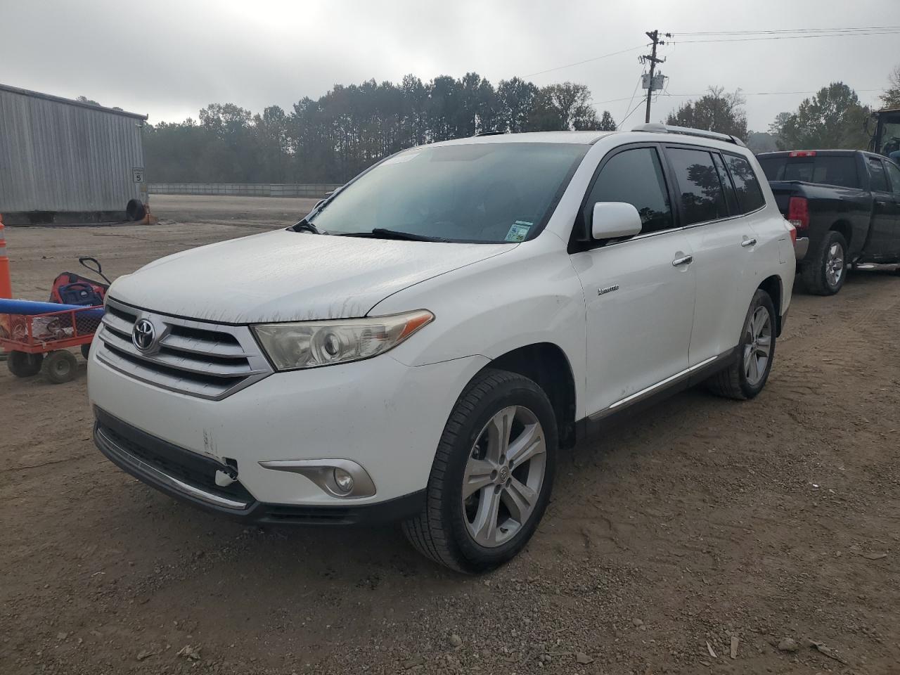 TOYOTA HIGHLANDER 2013
