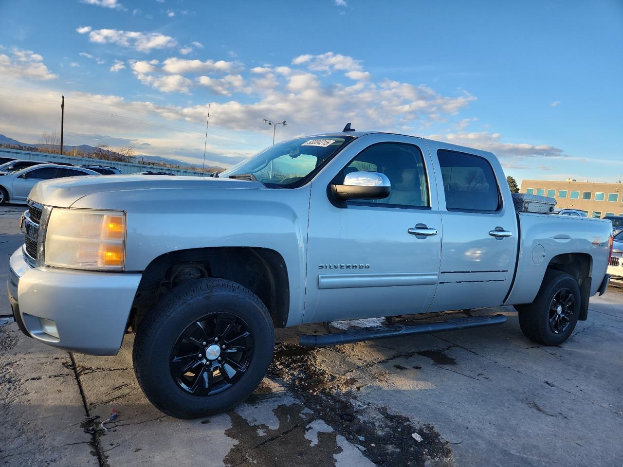 CHEVROLET SILVERADO 2011