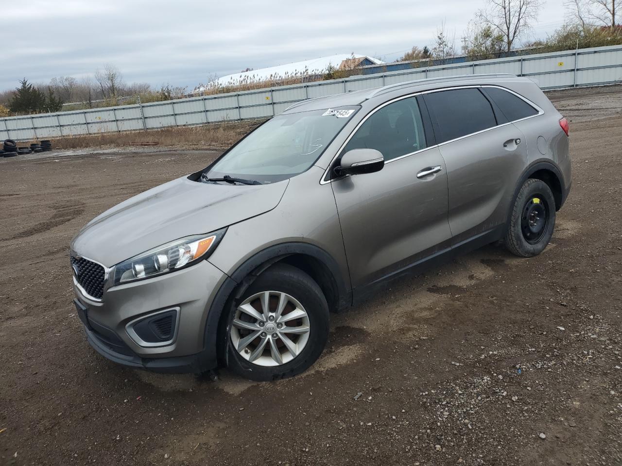 KIA SORENTO LX 2017