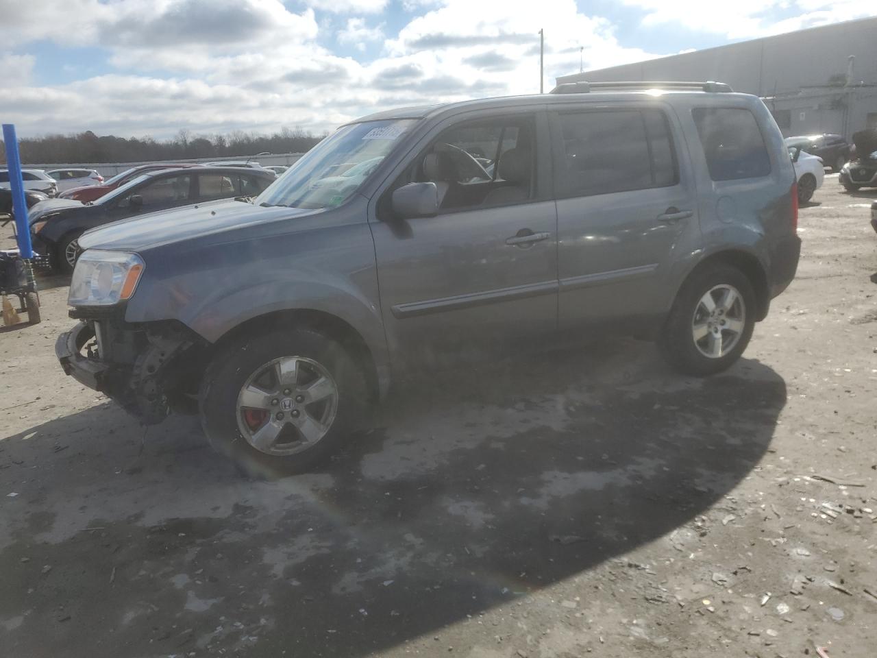 HONDA PILOT 2011