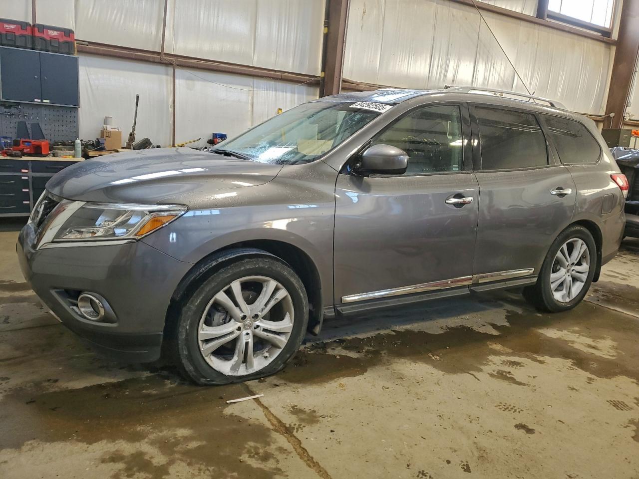 NISSAN PATHFINDER 2016