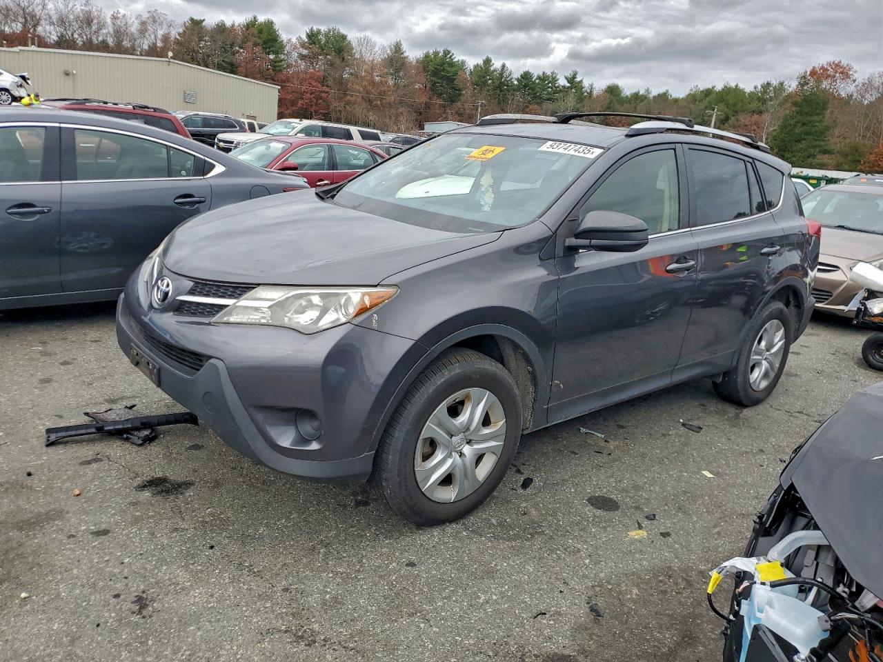 TOYOTA RAV4 LE 2015