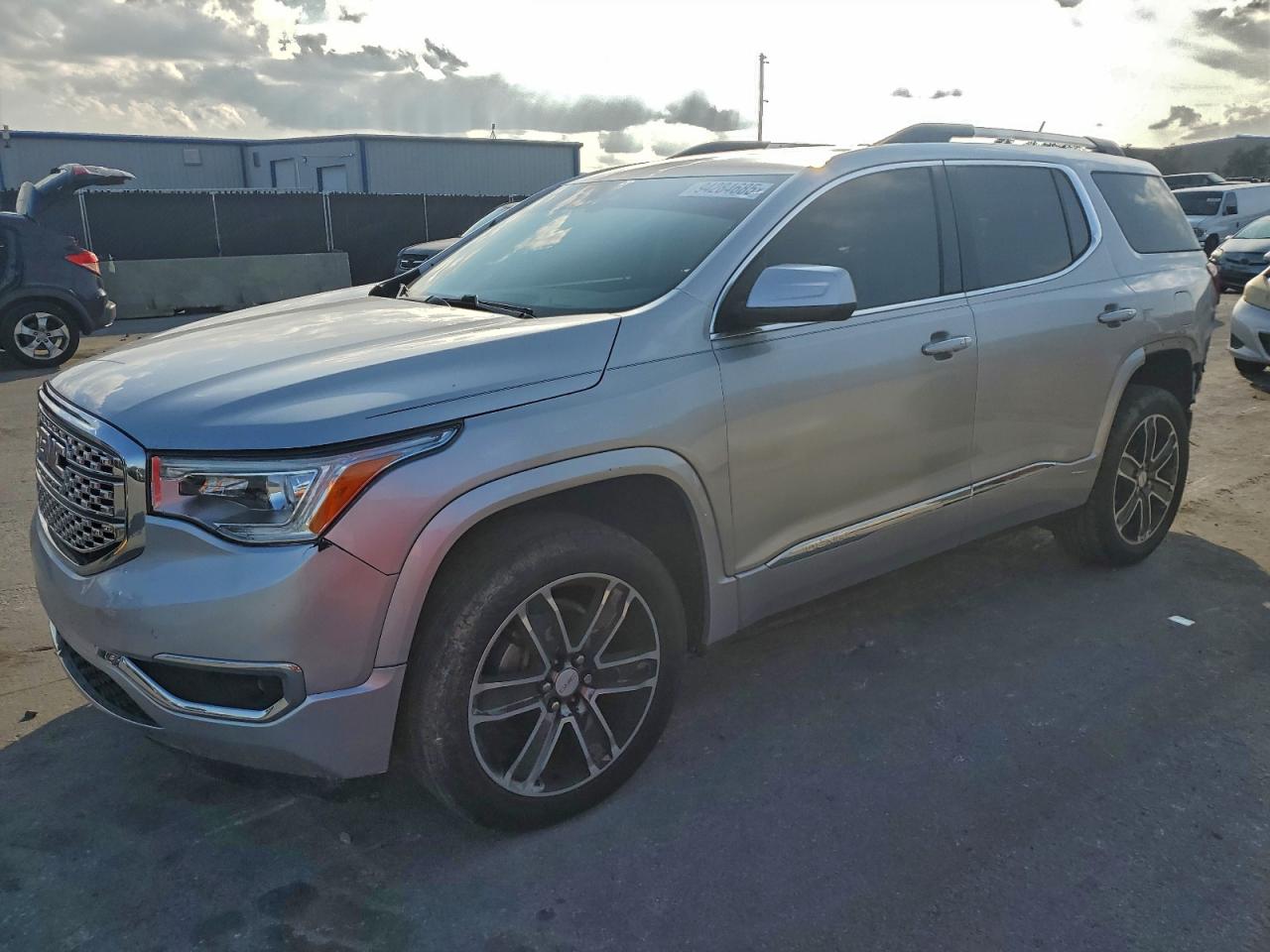 GMC ACADIA DEN 2019