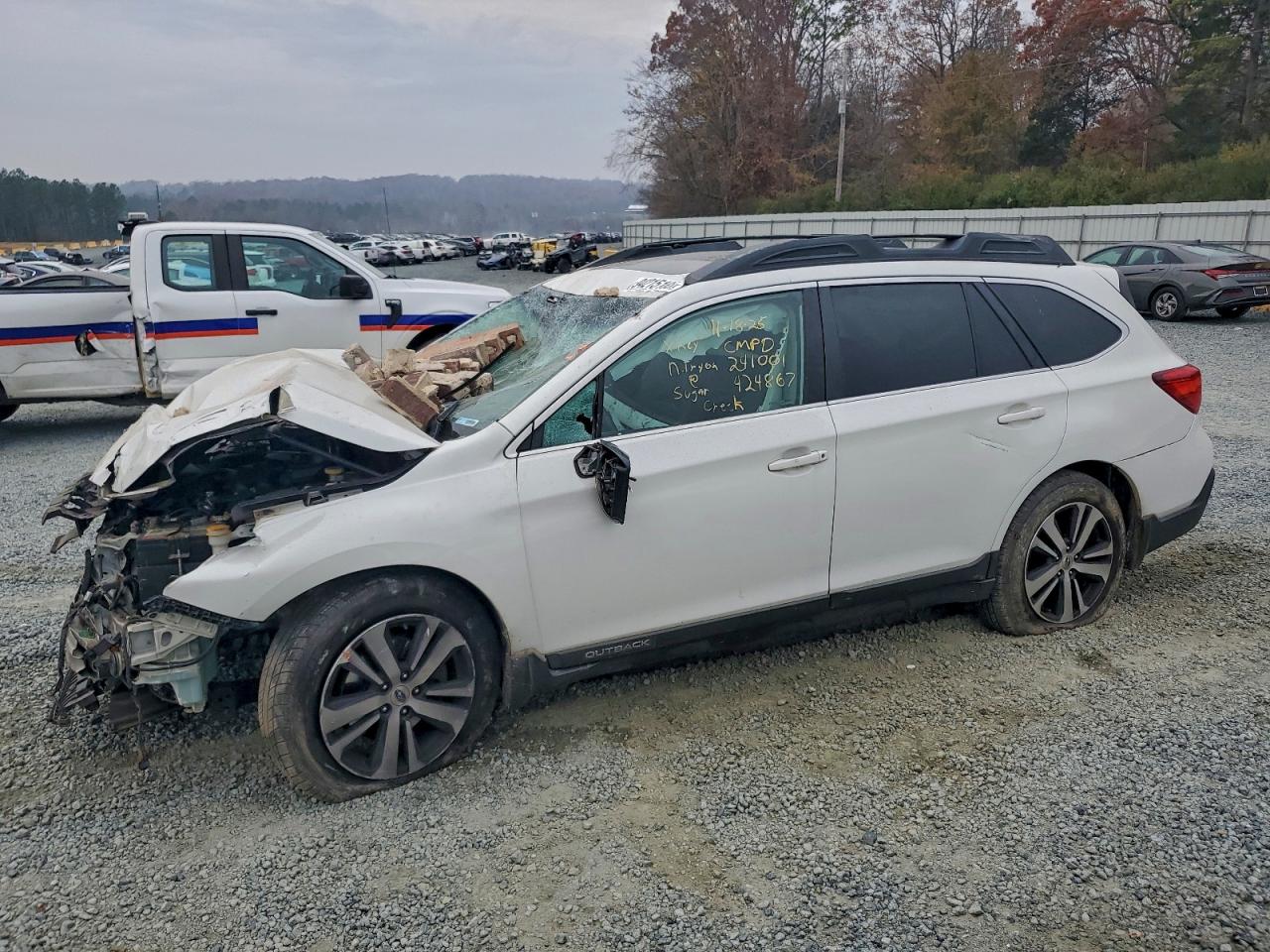 SUBARU OUTBACK 2. 2019