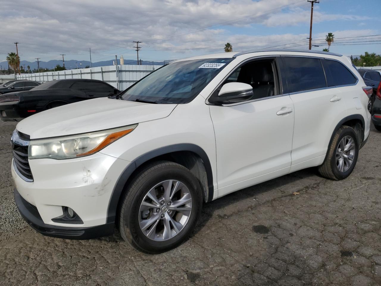 TOYOTA HIGHLANDER 2015