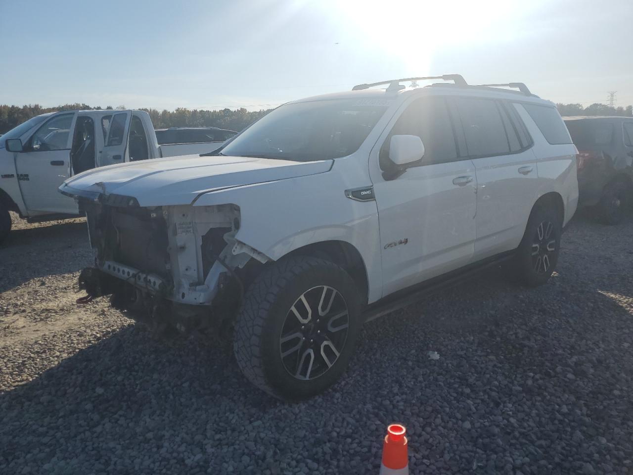GMC YUKON AT4 2021