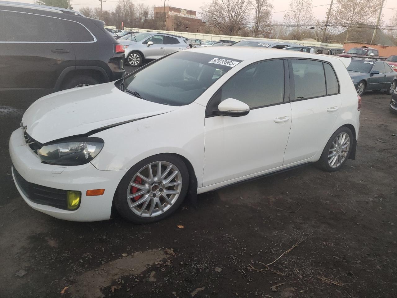 VOLKSWAGEN GTI 2013