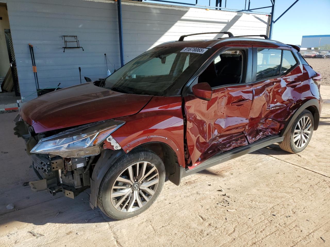 NISSAN KICKS 2023