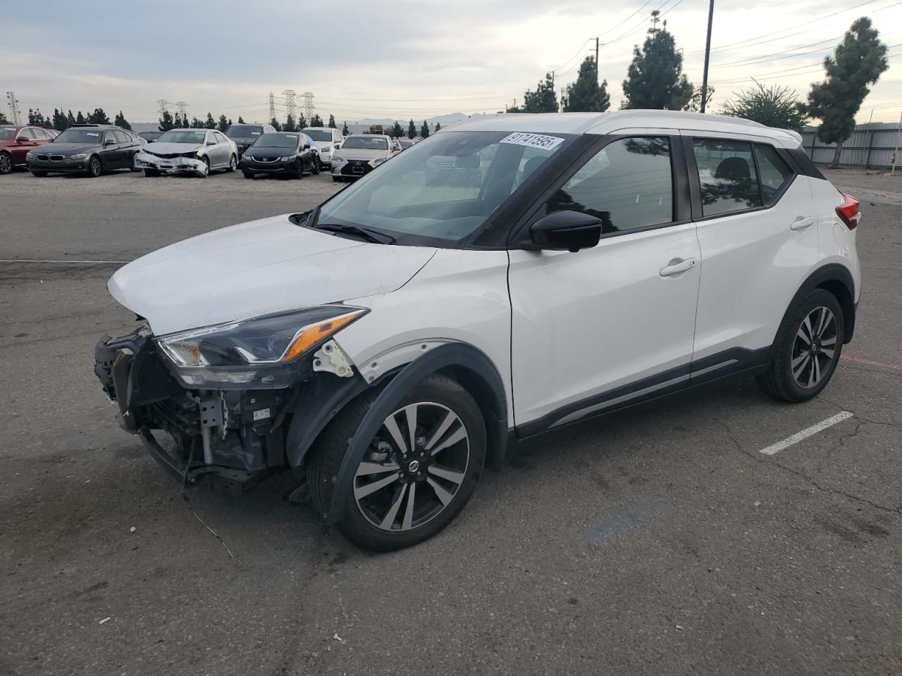 NISSAN KICKS 2020