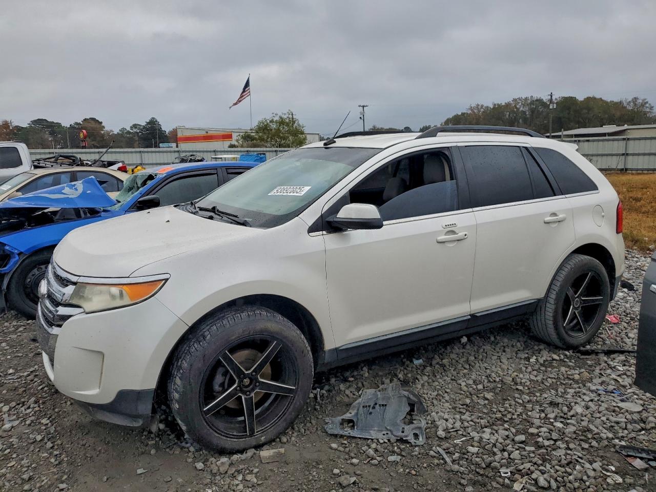 FORD EDGE LIMIT 2011