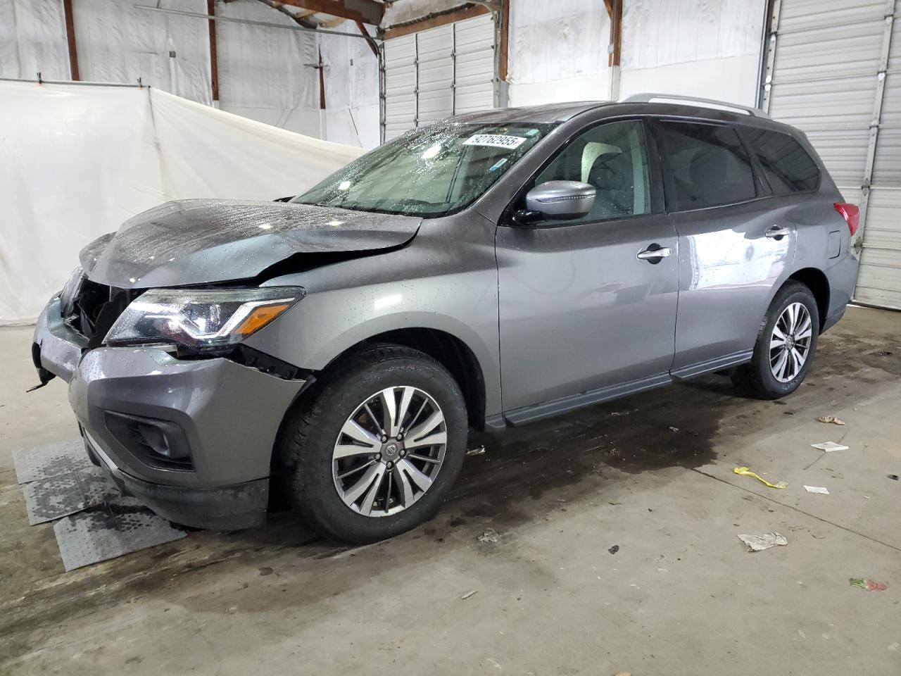 NISSAN PATHFINDER 2018