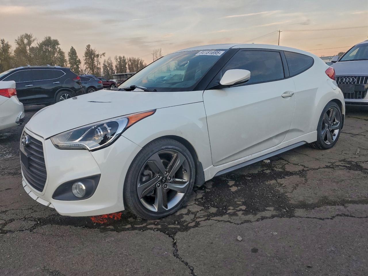 HYUNDAI VELOSTER T 2013