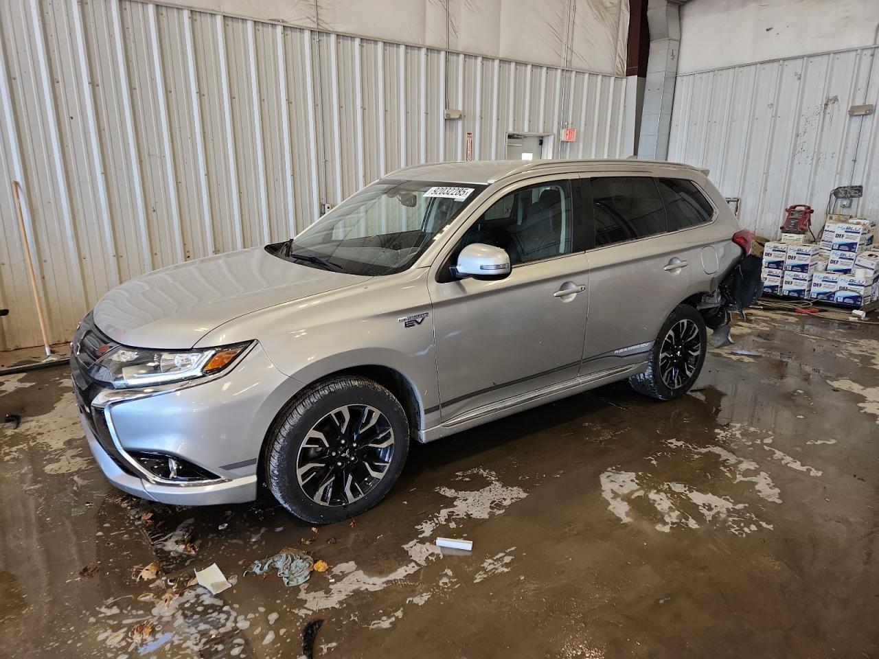 MITSUBISHI OUTLANDER 2018