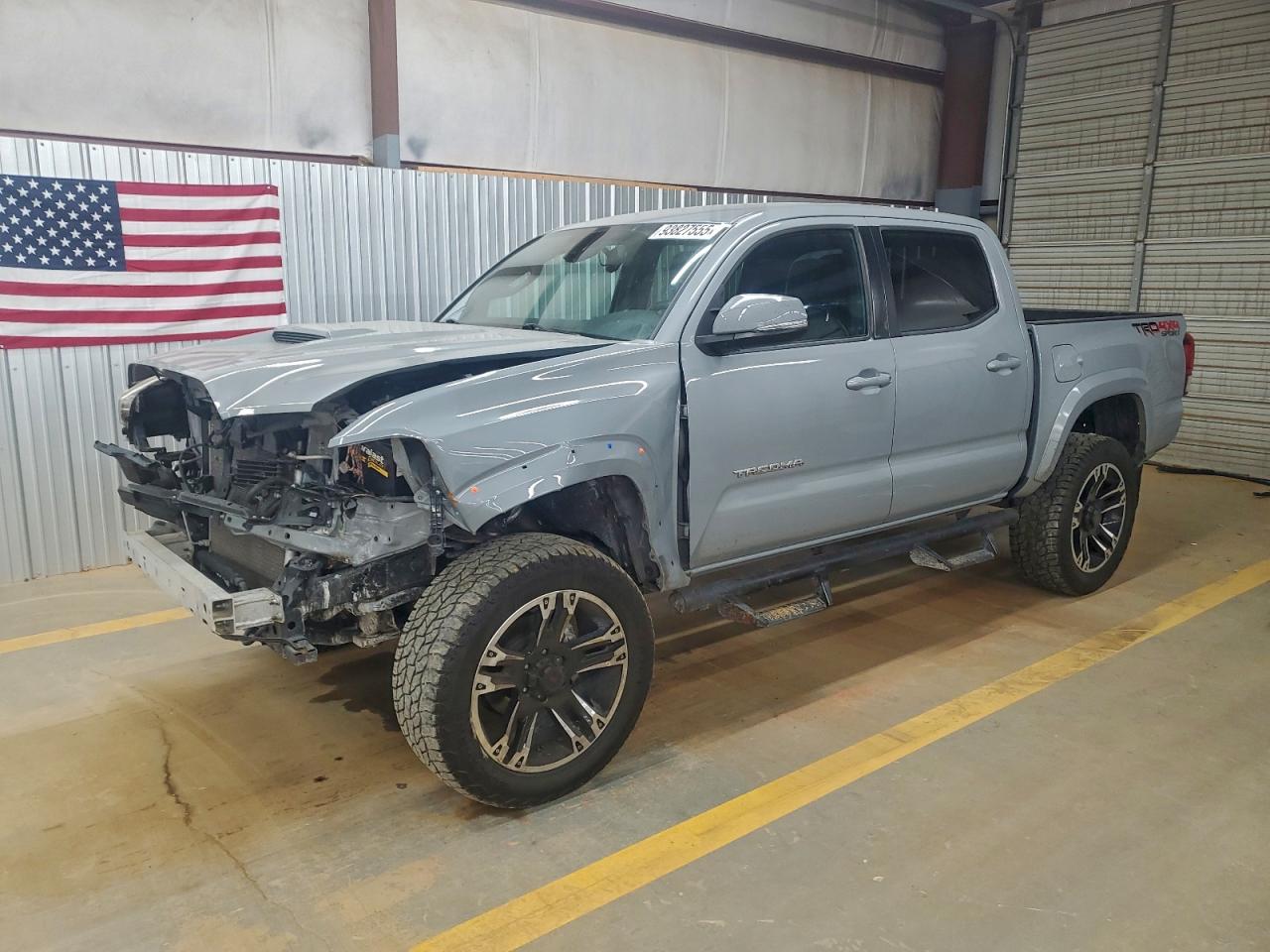 TOYOTA TACOMA 2019