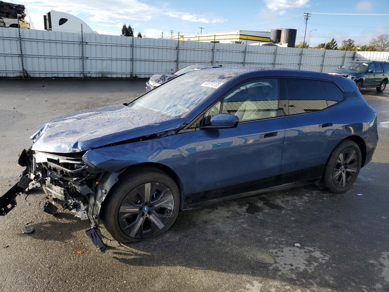 BMW IX XDRIVE5 2025