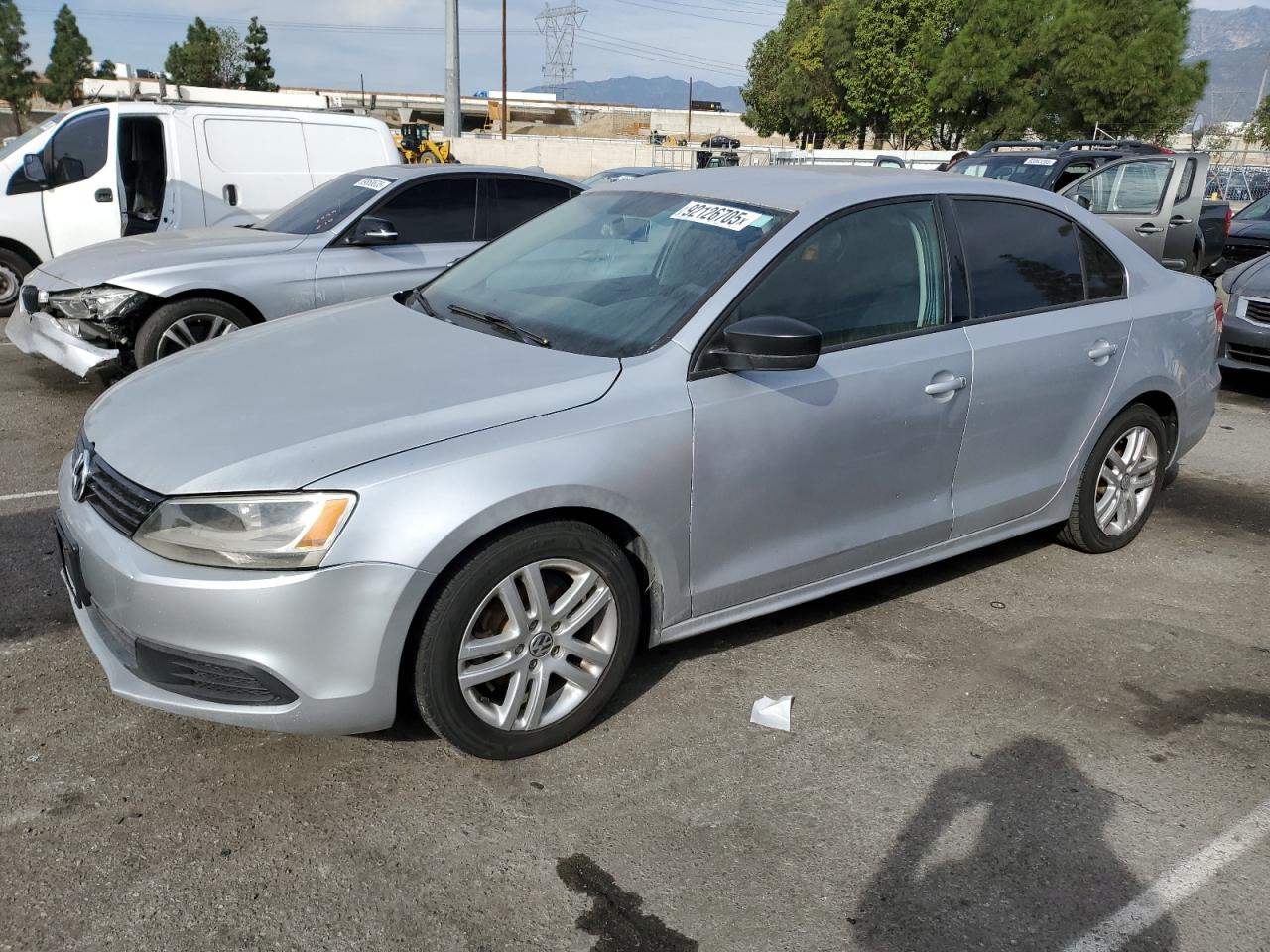 VOLKSWAGEN JETTA BASE 2015